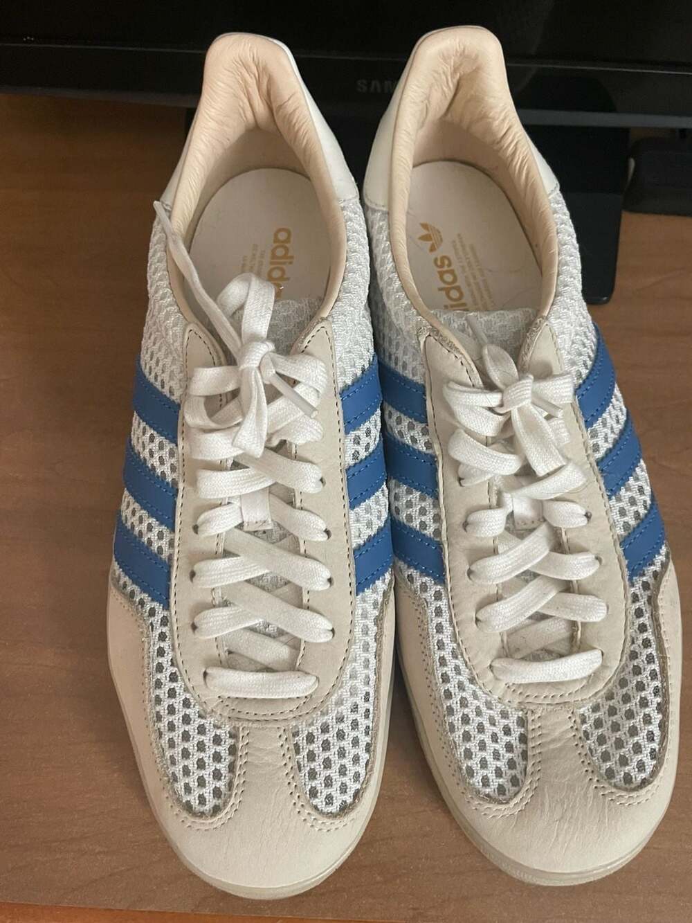 NEW Adidas Gazelle Indoor "Off White Focus Blue" Sneakers